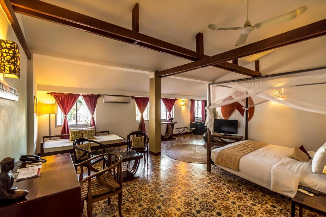 Villa Langka Hotel & Restaurant Phnom Penh Dış mekan fotoğraf
